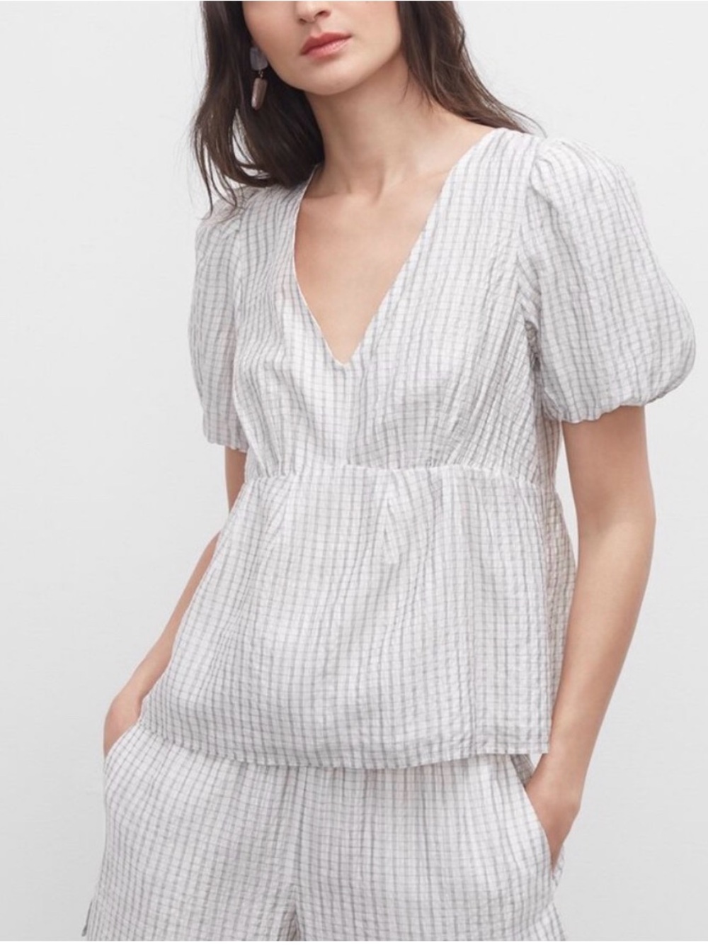 NWT - Club Monaco Double V TIE BACK Blouse, Women's, Size: Medium, Black/White